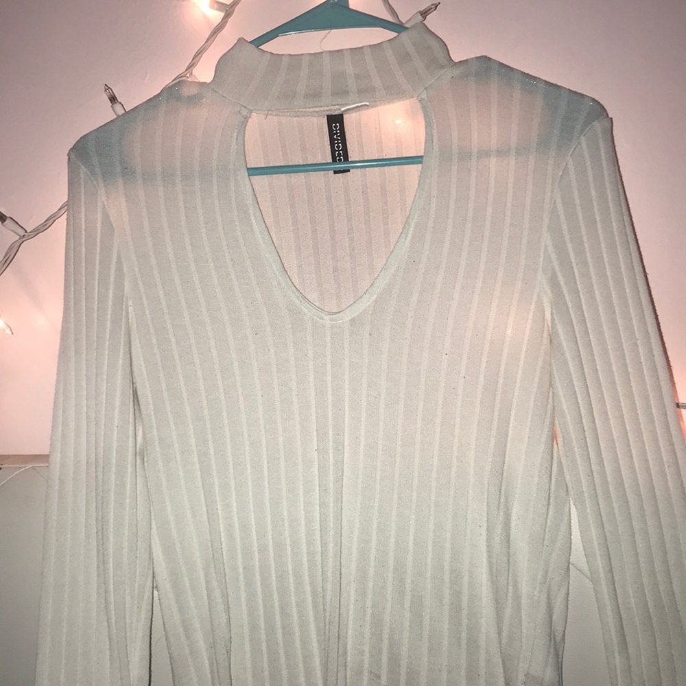 Ribbed H&M shirt—Small